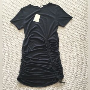 Elan Vacation Ready Cinched dress